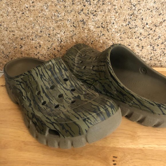 crocs offroad mossy oak camo